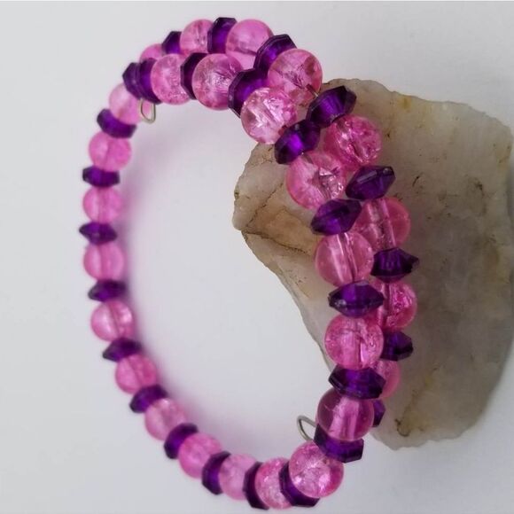 Barbie world pink barbiecore beaded bracelet B0540 - Picture 2 of 2